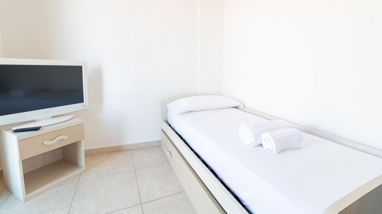 Sardinianworld - Xenia Boutique Tirso Apartment Oristano Ngoại thất bức ảnh
